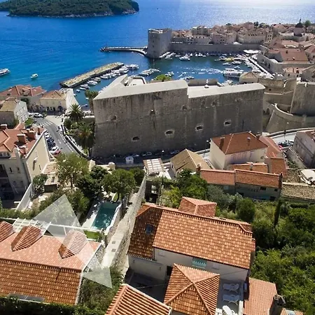 Mariposa Dubrovnik